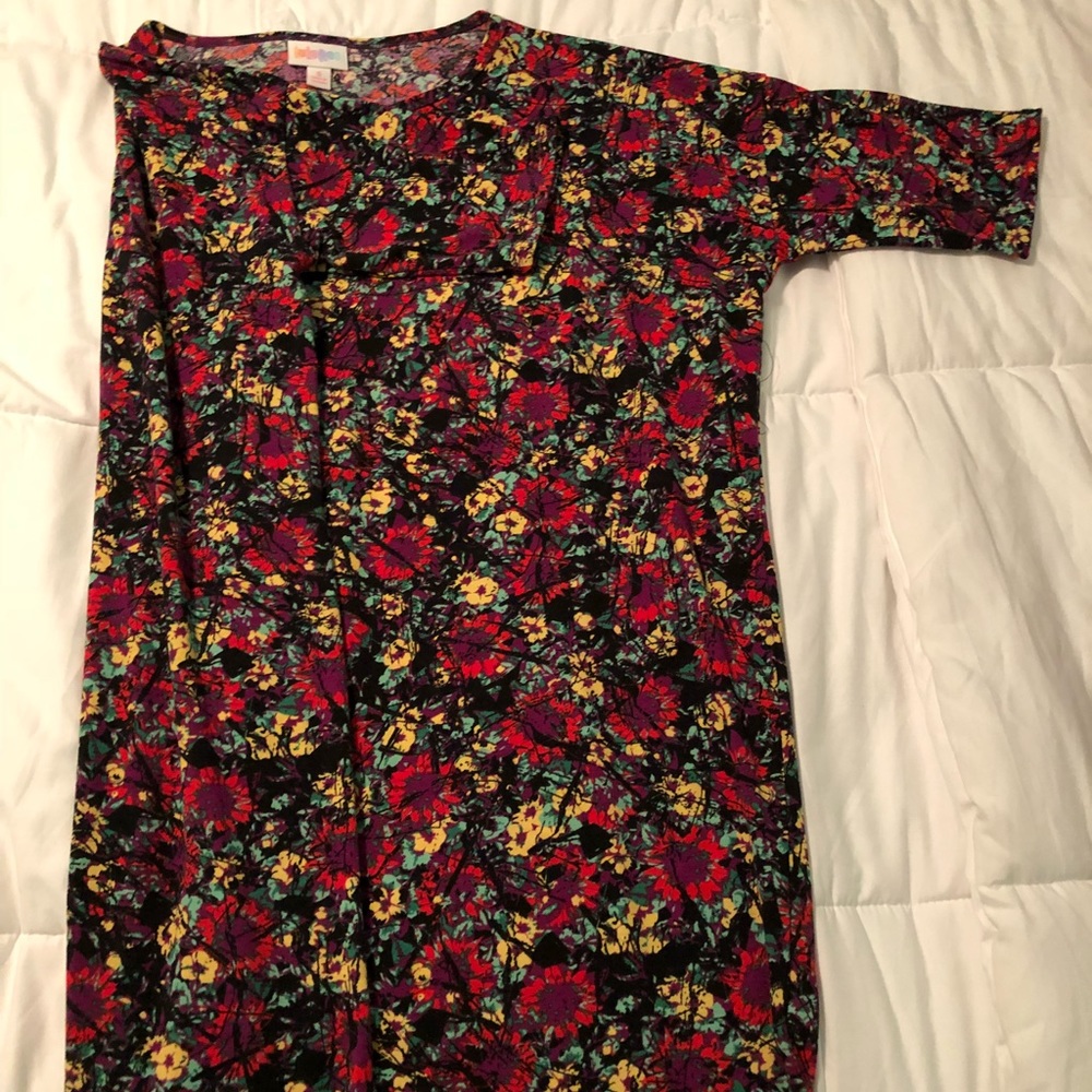 LuLaRoe Irma EUC